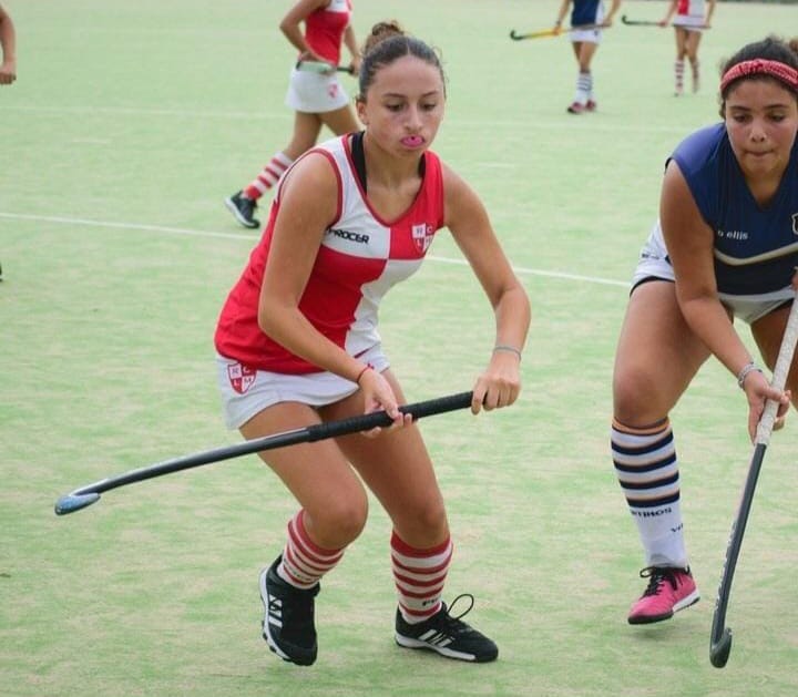 Victoria Romañoli Jugadora de Hockey 7° división A Rugby Club Los Matreros