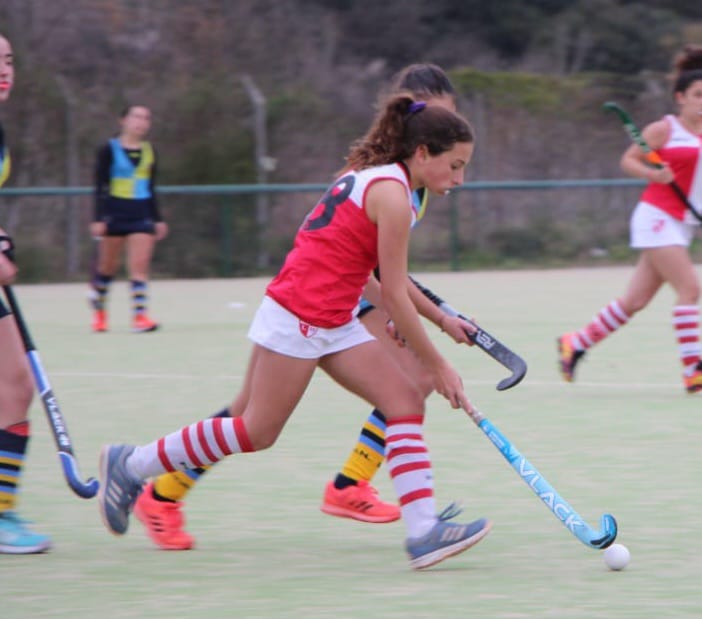 Victoria Romañoli Jugadora de Hockey 8° división B Rugby Club Los Matreros
